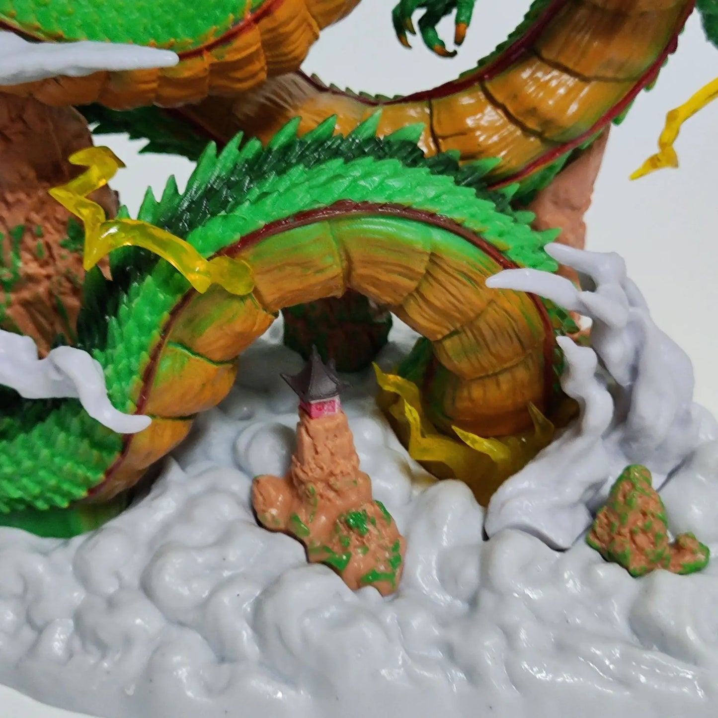La figura que lo inició todo: ¡Shenlong y Goku de la primera saga de Dragon Ball!