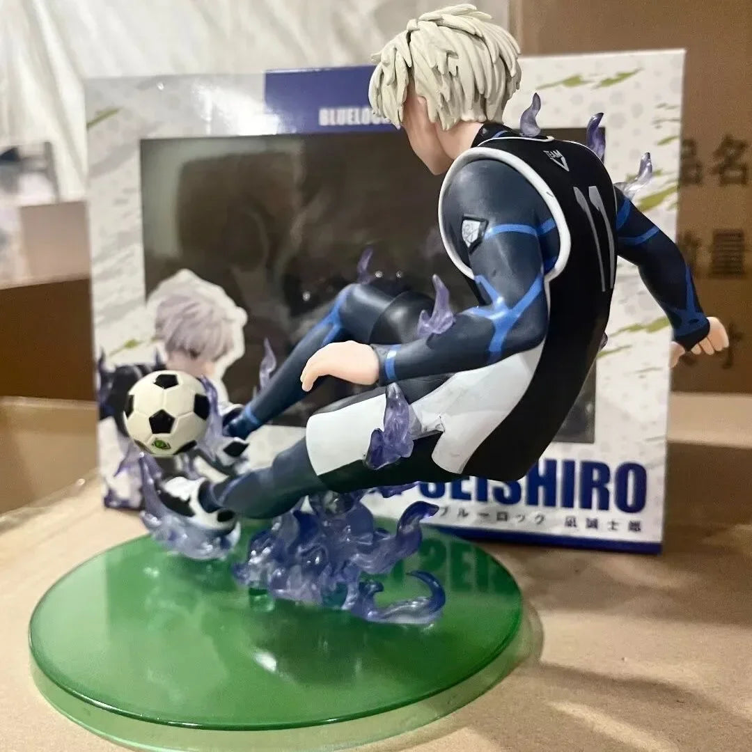 Blue Lock Figures Nagi Seishiro Anime Figure Football Action Figurine Pvc Model Desk Collection Room Statue Doll Birthday Gifts