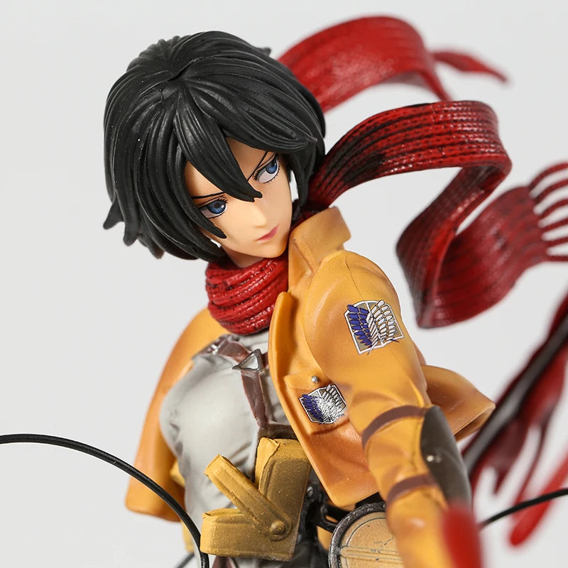 Attack on Titan Mikasa Levi Ackerman Battle Damage Ver Collection Figure Figurine Model Statue